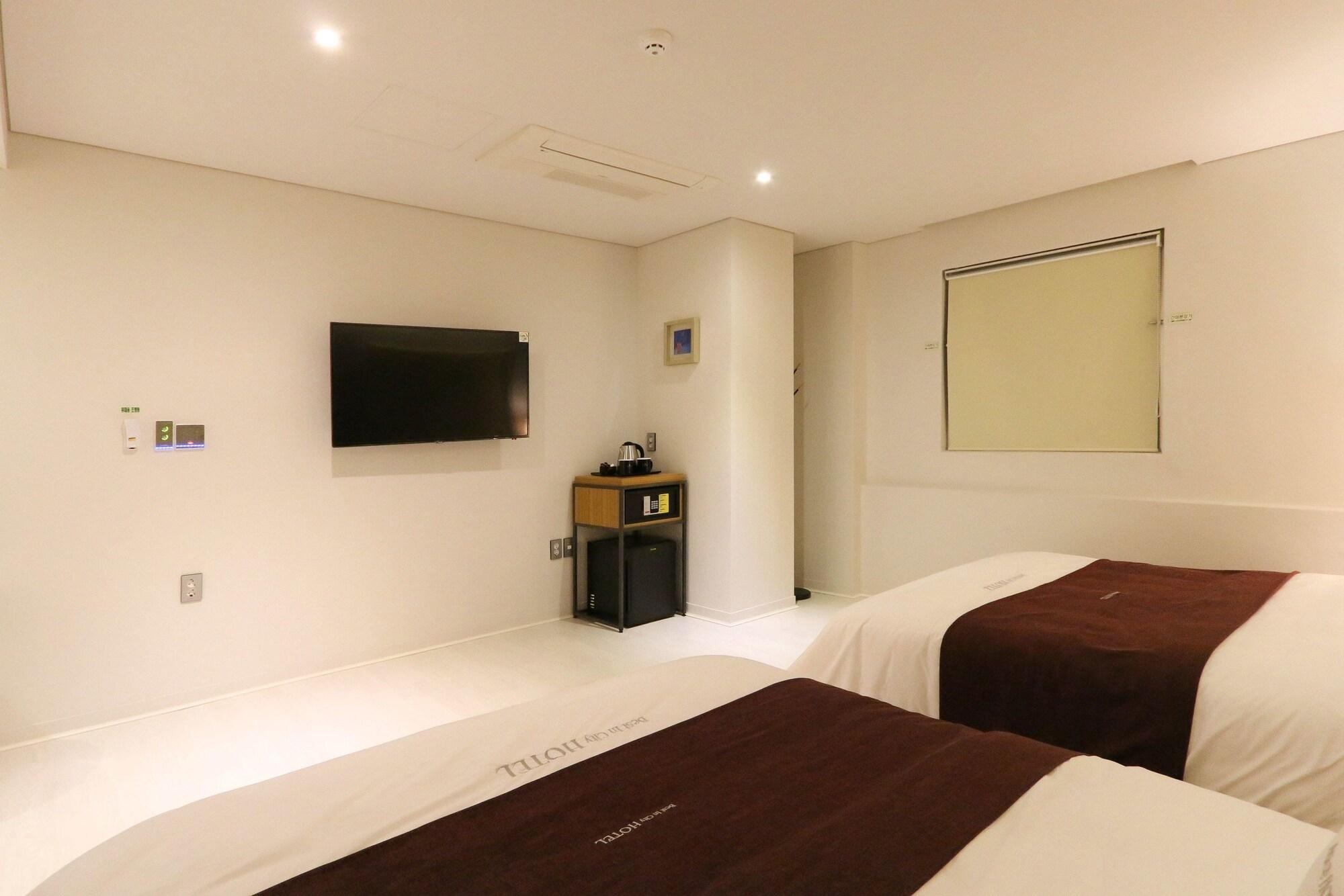 Best In City Hotel Busan Exterior photo